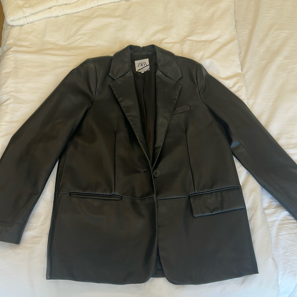 Zara faux leather black blazer